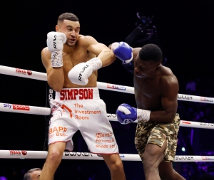 Callum Simpson turns on the style to dismiss ambitious but limited Elvis Ahorgah