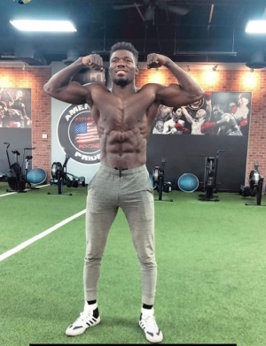Sena Agbeko bounces back after over a year against Vladimir Shishkin of Russia