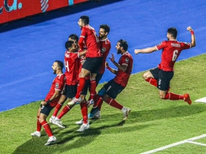 Al Ahly beat Zamalek to win African Champions League trophy