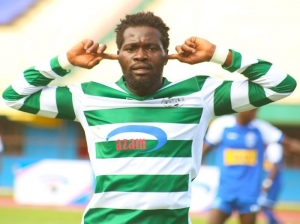 Accra Great Olympics signs top striker, Robert Saba