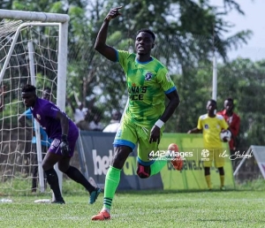 Coach Chris Hughton hands late Black Stars call-up to Bechem Utd striker Hafiz Konkoni