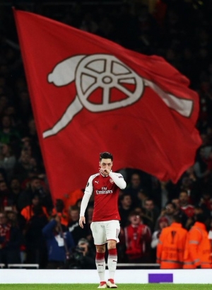 Former Real Madrid and Arsenal midfielder Mesut &Ouml;zil retires from football