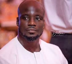 Stephen Appiah inspires Youth at Chorkor