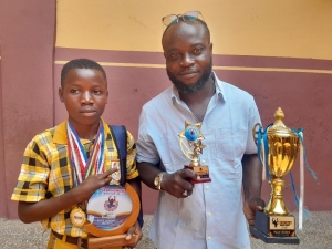 Best Juvenile Boxer Samuel Plange Presents Awards To Prince De Henry Educational Complex