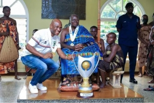 Otumfuo advises Prosper Narteh Ogum to build a formidable team, not rush for titles