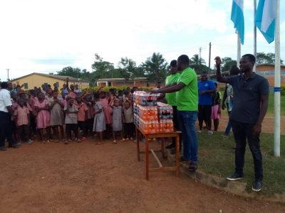 ‘GAS MAN’ Olla Williams Shows Love To Bechem School for the Deaf