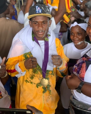 Boxer Theo Allotey Gets Kingly Welcome In Accra