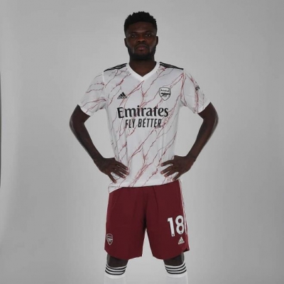 Aubameyang expecting big things from &lsquo;smiley&rsquo; Partey