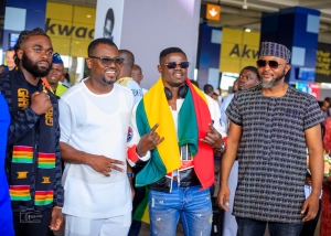 Tearful And Emotional Boxing Sensation Freezy Macbones Returns Home To Ghana